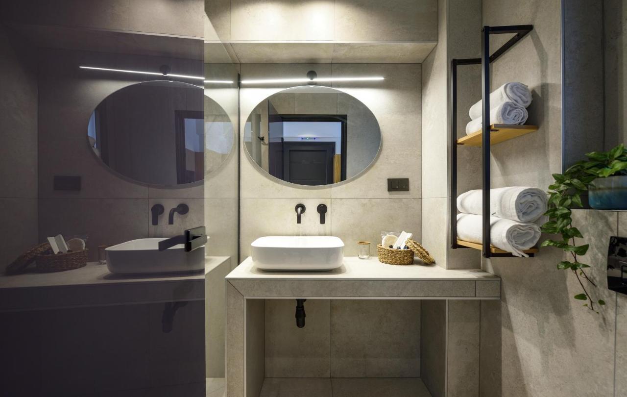 Alea Suites -Adults Only And Kids 14 Plus 아스프로발타 외부 사진